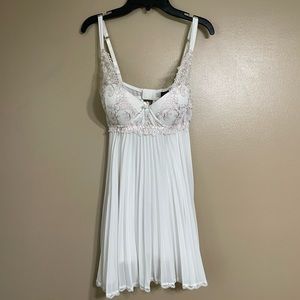 White Lace push-up teddy